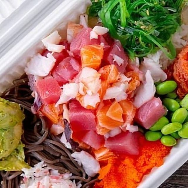 Medium Poke Bowl.